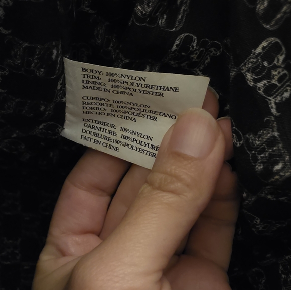 Betsey Johnsin Floral Quilted Weekender Bag - Picture 7 of 8